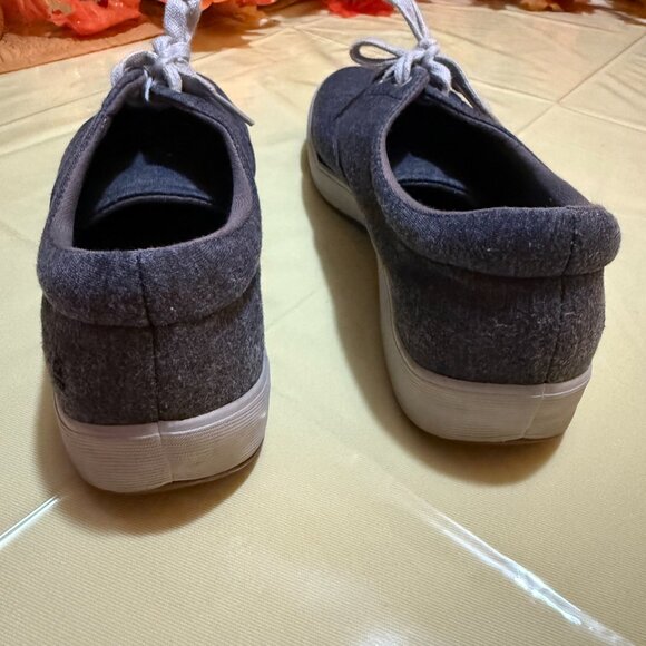 GRASSHOPPERS WOMEN'S ORTHOLITE BLUE GRAY SNEAKER SIZE 8M - Picture 4 of 7